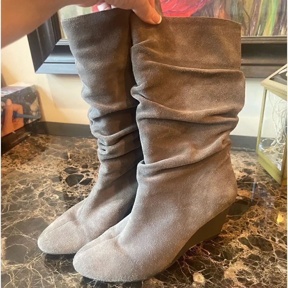 Ruched Suede Gray Wedge Boots!